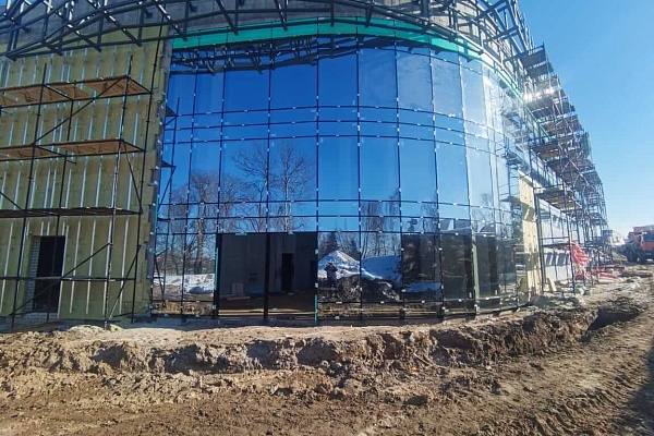 Что такое панорамное остекление, какие есть виды?